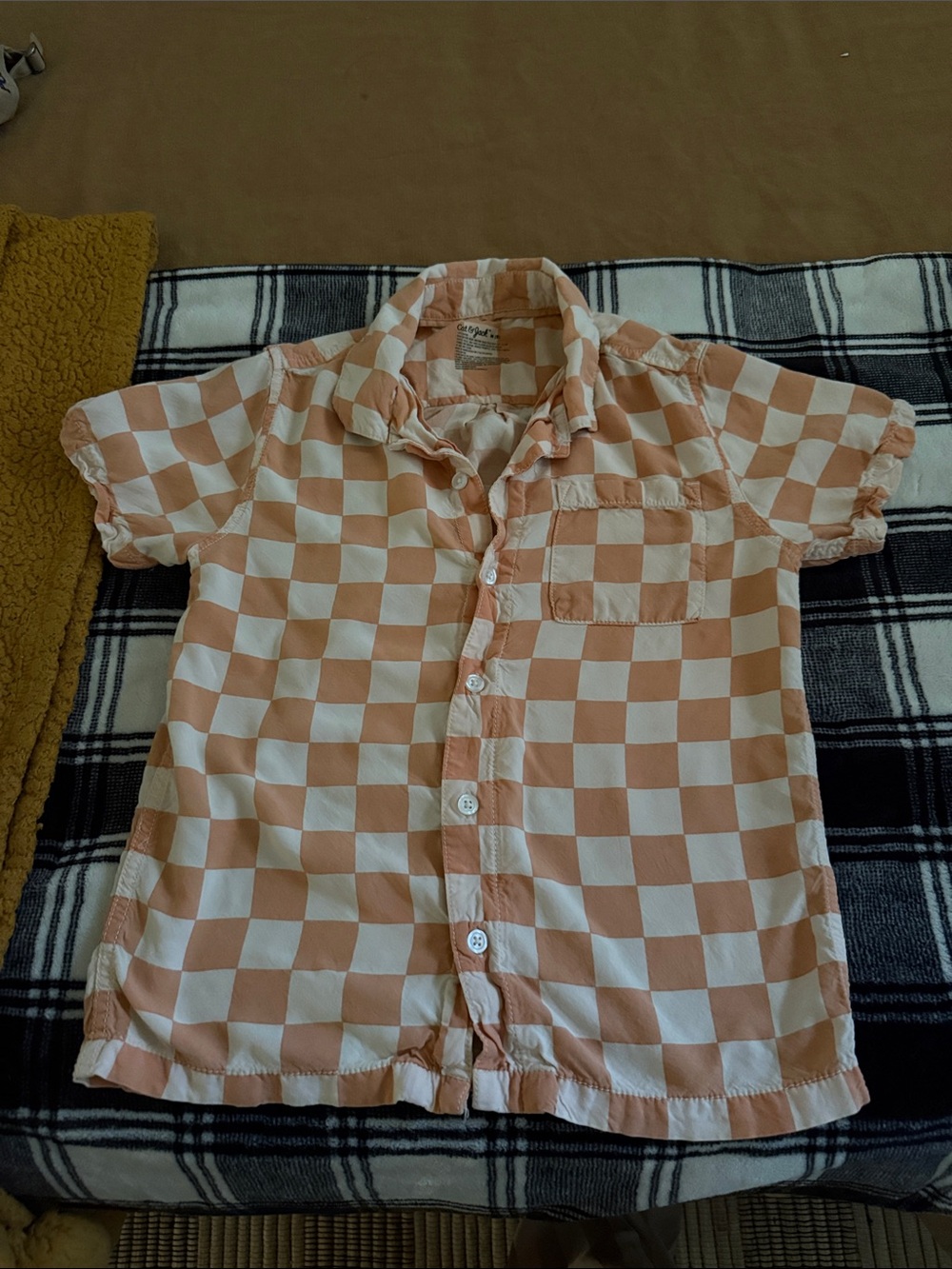 Cat & Jack Peach and White Checker Short Sleeve Shirt